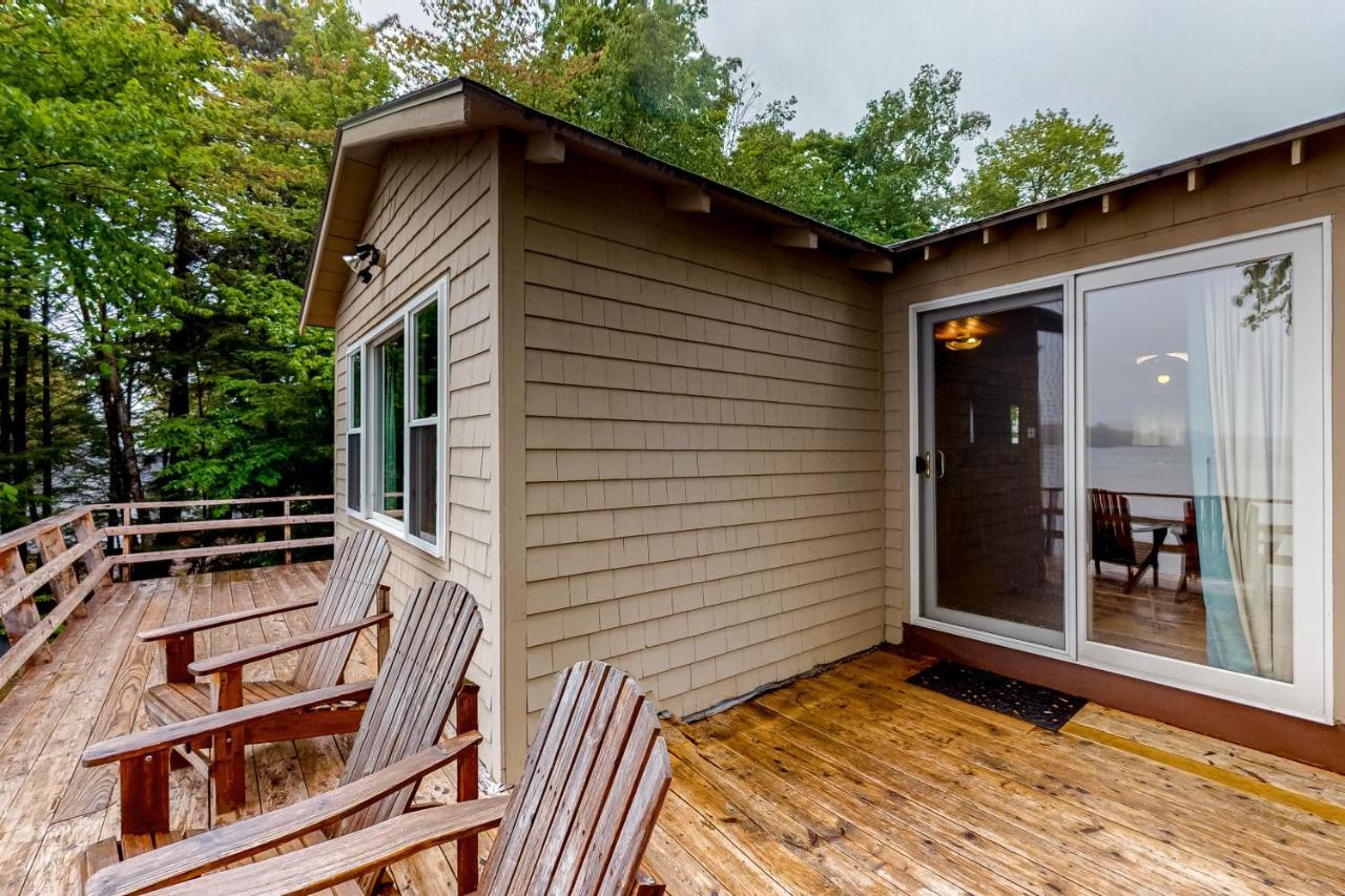 Lakefront Cabin And Cottages Greenville Exteriér fotografie